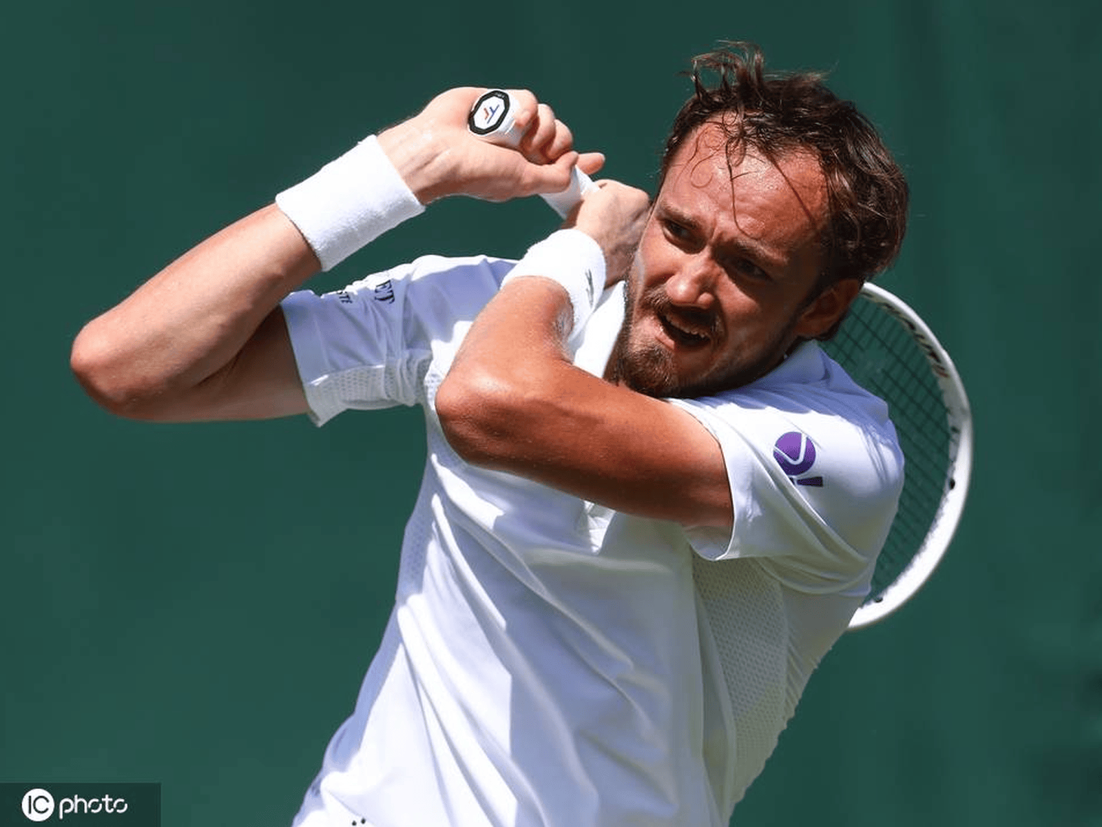 温网翻盘年终总决赛,梅德韦杰夫刷新纪录 温网翻盘年终总决赛,梅德韦杰夫刷新纪录