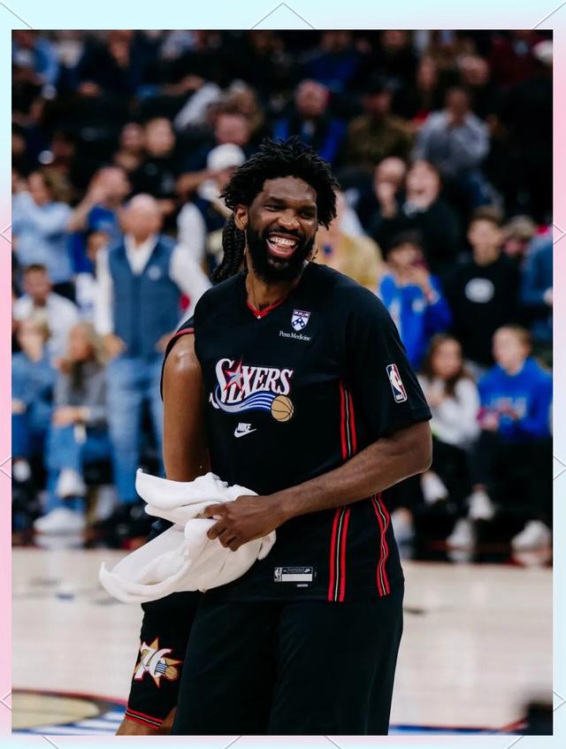 76人完胜新疆队,乔治点燃赛场 76人完胜新疆队,乔治点燃赛场