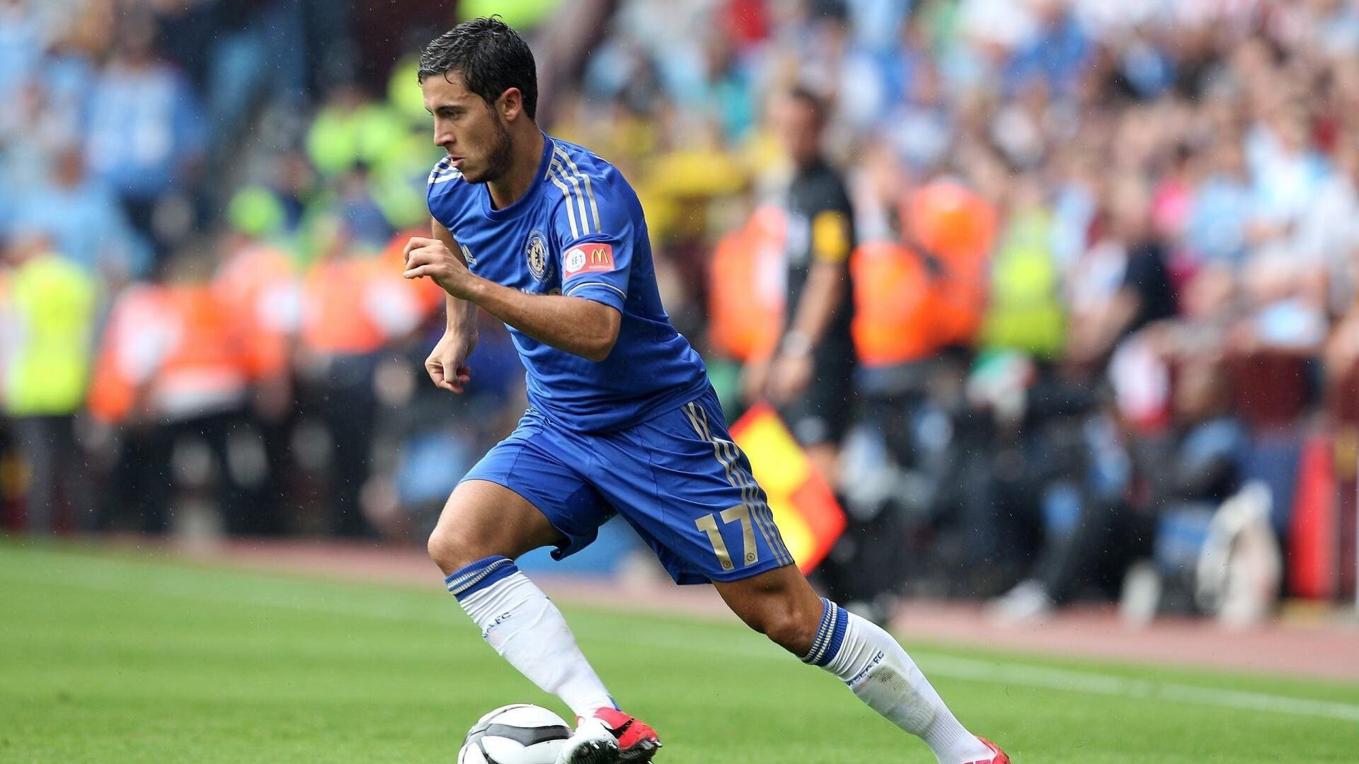 从威尔士到巴黎,孔德在奥运周期关键战中的领袖蜕变