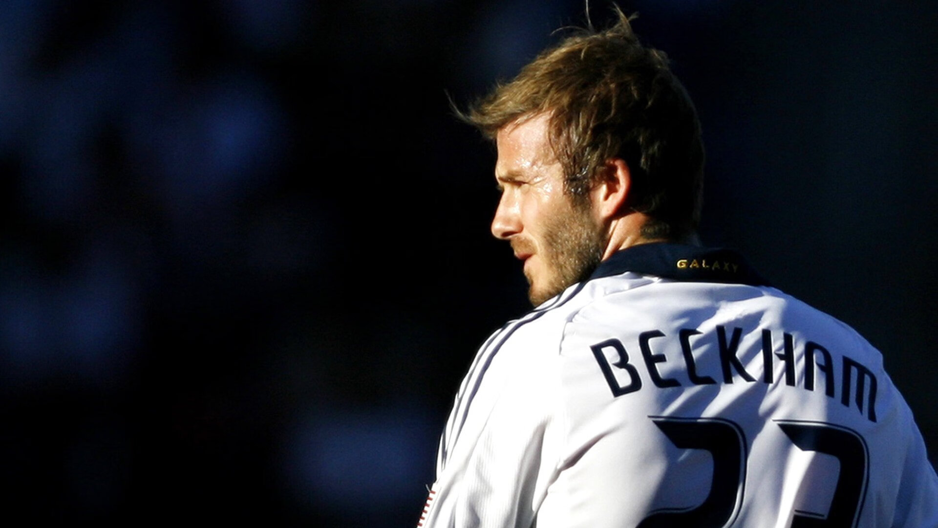 冰岛硬仗取胜巴黎，孙兴慜一锤定音，亚洲之光闪耀欧陆战场